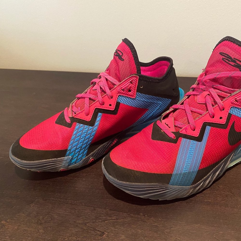 Nike LeBron 18 Low, Fireberry